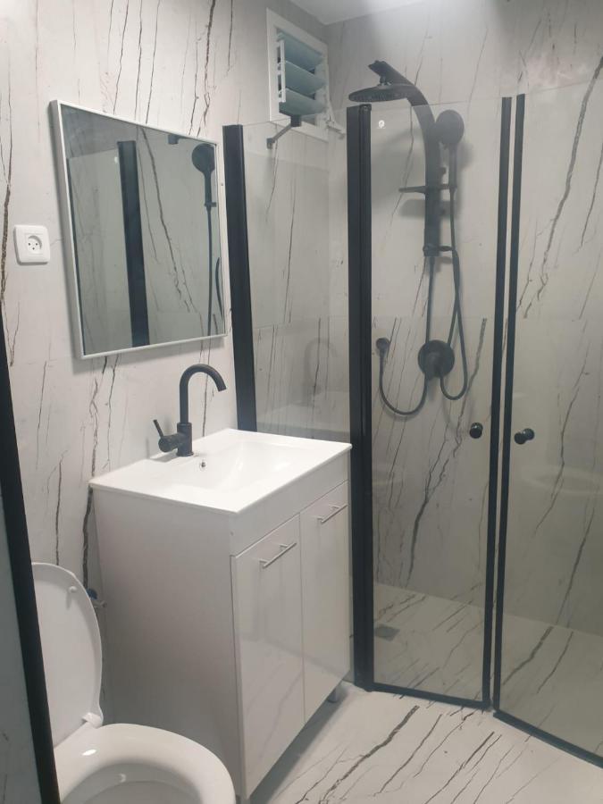 Apartamento המקום הנפלא של אתי ולילך Eilat Exterior foto